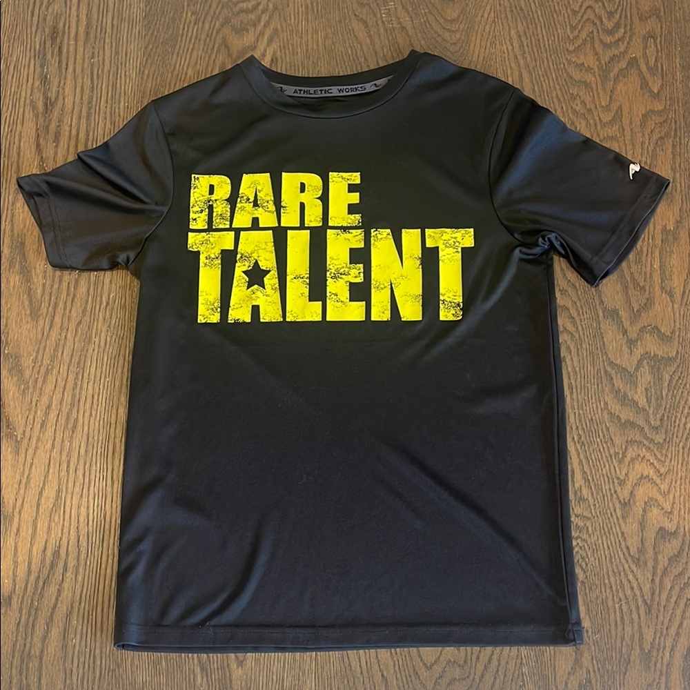 Athletic Works Kids Black and Yellow Graphic T-Shirt